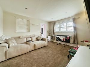 Lounge- click for photo gallery
